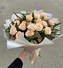 Букет Кремовые розы Латте в Бородино