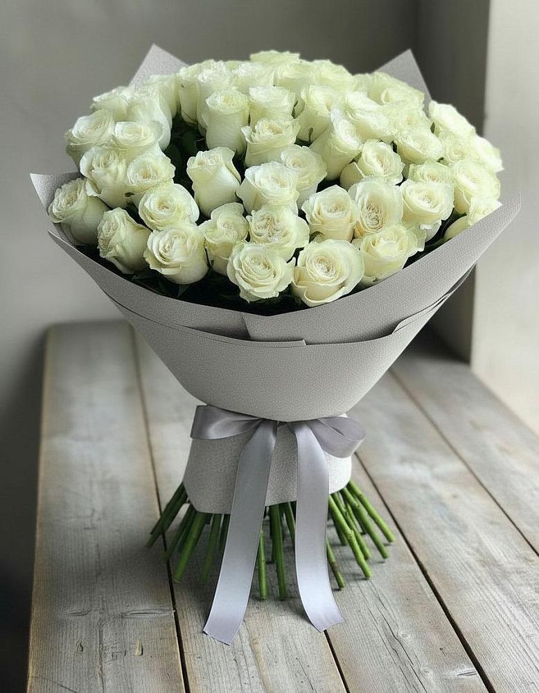 Букет 35 Белых роз в Бородино