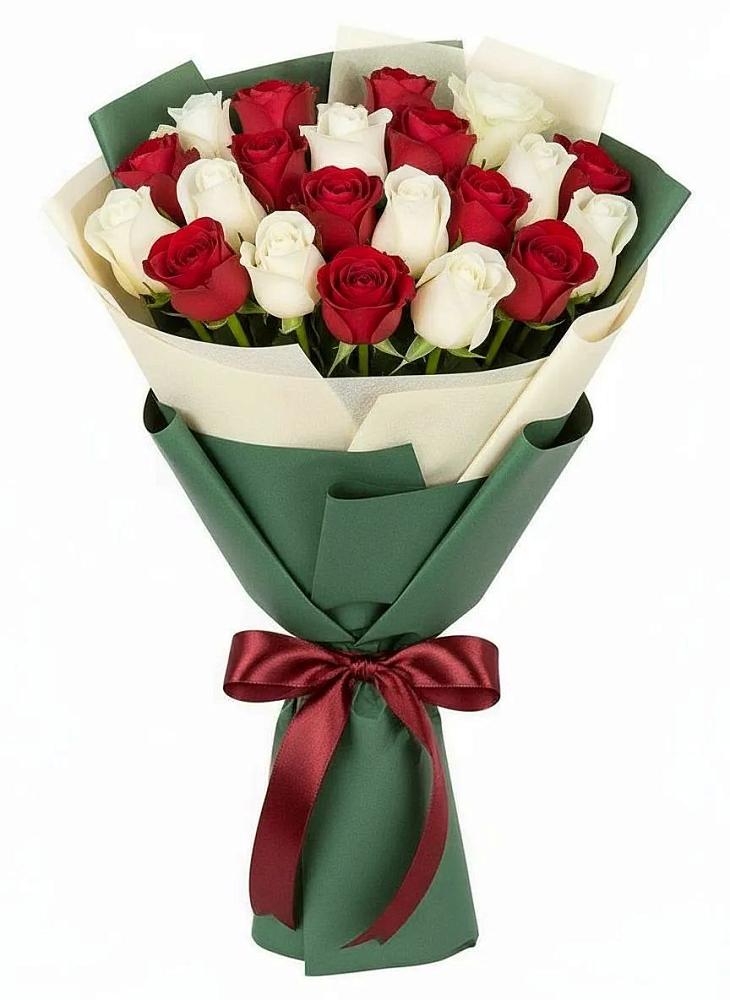 Букет Микс из красных и белых роз в Бородино