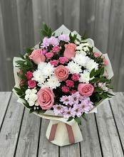 Букет цветов из:  Альстромерии, Гвоздики, Розы и Хризантемы в Бородино