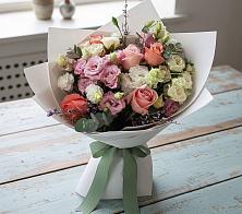 Букет цветов из:  Розы, Лизиантусы и Гвоздики #REPLACE_PRED# Бородино