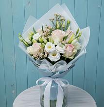 Букет цветов из:  Розы и Лизиантусы в Бородино