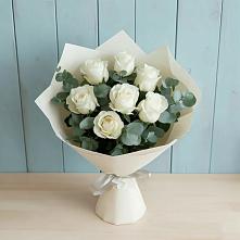 Букет Белые розы в Эвкалипте в Бородино